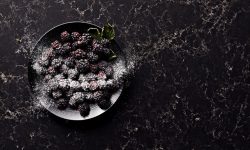 5100_Vanilla_Noir_Close_up_2_LR