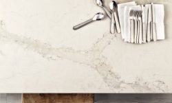 5131_Calacatta_Nuvo_CloseUp_1_CUTLERY-LR