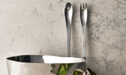 5211_Noble_Grey_CU_portrait_2 -LR